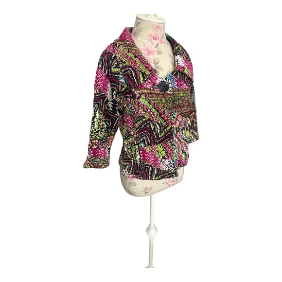 Parsley & Sage Pink and Green Cropped Soft Quilt Blazer with Wide Lapel - Picture 3 of 9